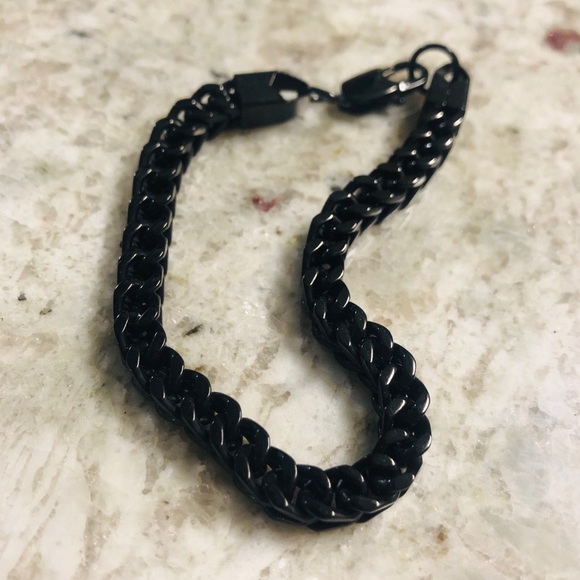 Black Chain Bracelet - Picture 1 of 3